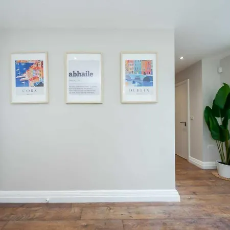 דירה Stunning And Modern 2 Bedroom In *